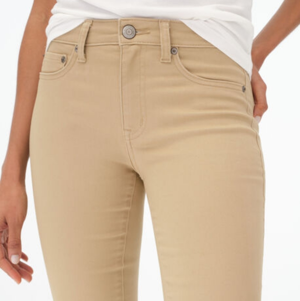 AERO Seriously Stretchy High-RiseJegging NWT